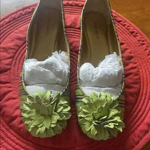 nine west flats  NIB GREEN STRIPE Women’s Sz 8 M